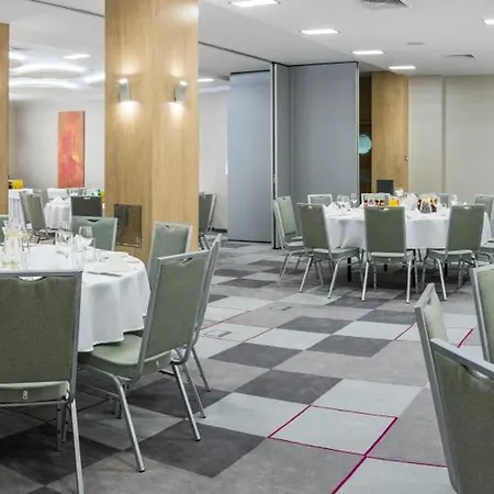 Hotel Park Business & 4*